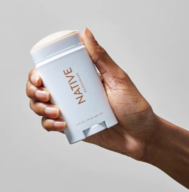 Native natural best deodorant with coconut and vanilla scent, aluminum-free formula.
