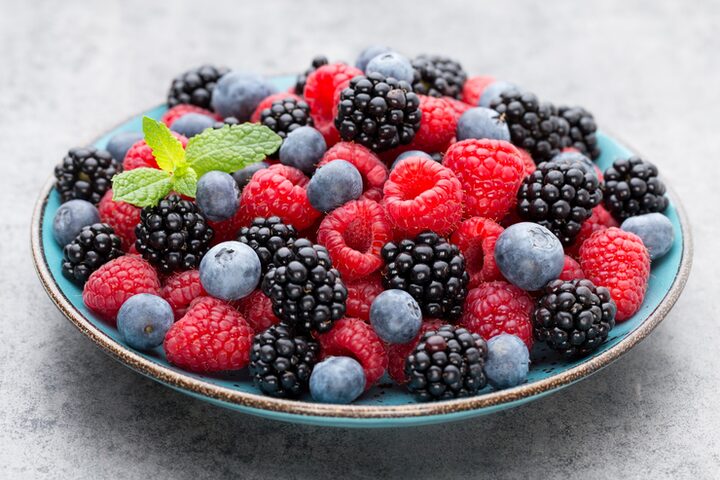 Berries bowl – one of the 5 best fruits for diabetics for blood sugar control